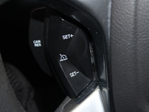 Used 2017 Ford Transit 350 XLT image 32