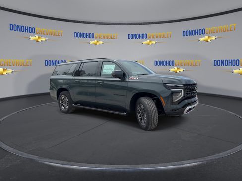 New 2026 Chevrolet Suburban Z71 w/ Comfort Package image 6