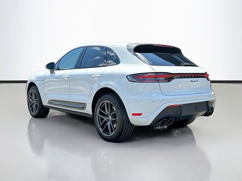 Certified 2026 Porsche Macan AWD/4WD image 3