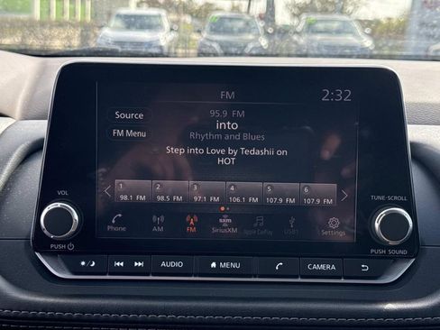 Certified 2023 Nissan Rogue S image 21