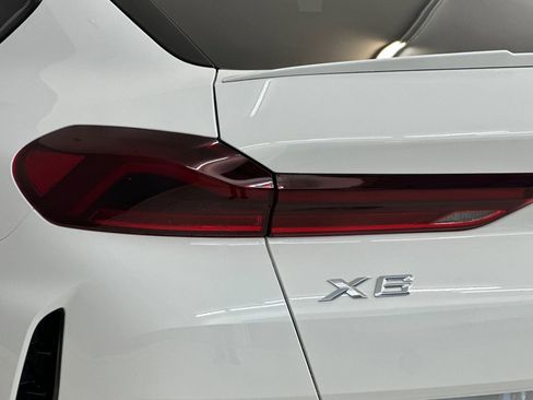 New 2026 BMW X6 xDrive40i image 13