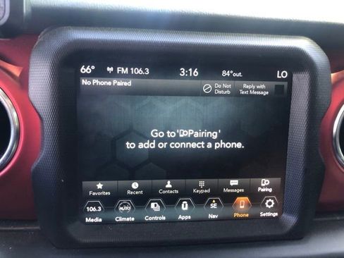 Used 2021 Jeep Wrangler Unlimited Rubicon w/ Xtreme Recon 35" Tire Package image 8