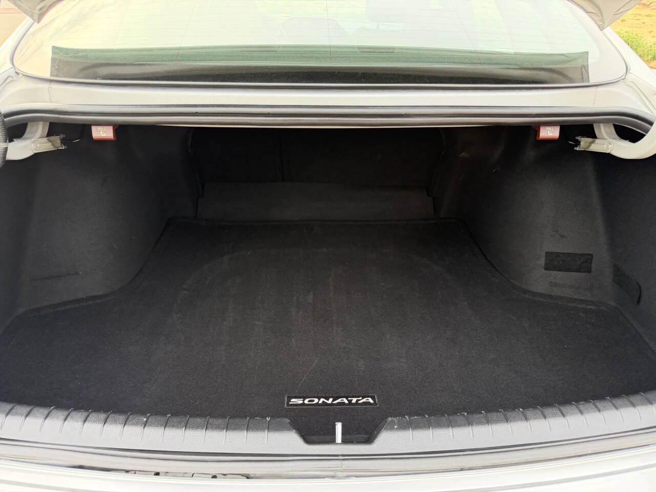 Used 2021 Hyundai Sonata SEL w/ Preferred Accessory Package FWD image 10