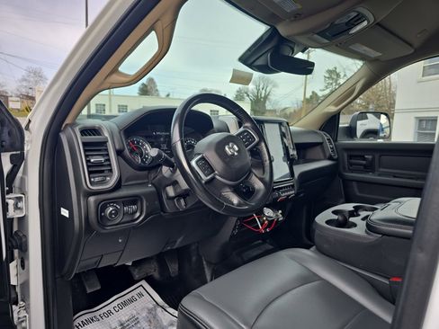 Used 2020 RAM 2500 Tradesman w/ Safety Group image 9