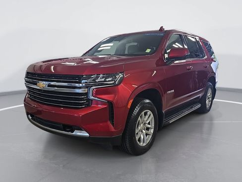 Certified 2021 Chevrolet Tahoe LT w/ Luxury Package AWD/4WD image 9