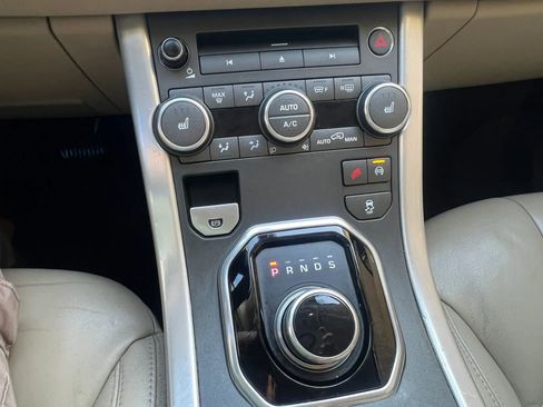 Used 2014 Land Rover Range Rover Evoque Pure Plus image 21