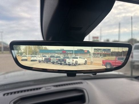 Used 2020 GMC Sierra 3500 AT4 w/ AT4 Premium Package image 33