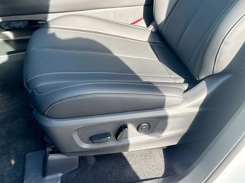 Used 2027 INFINITI QX60 Luxe w/ Cargo Package FWD image 21