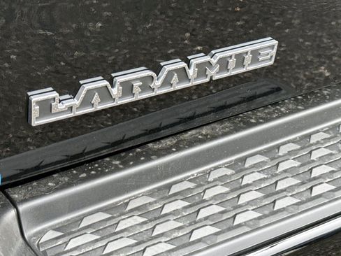 New 2026 RAM 2500 Laramie AWD/4WD image 4