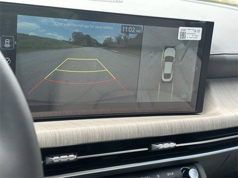 New 2025 Hyundai Sonata Limited image 28