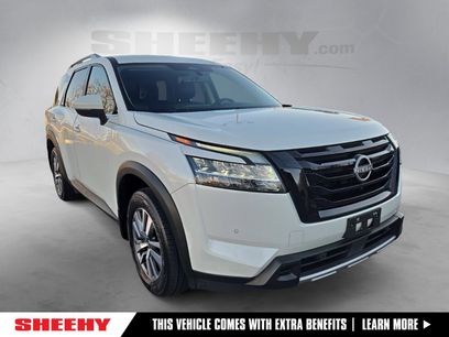 Certified 2024 Nissan Pathfinder SL w/ Black Appearance Package