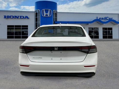 New 2025 Honda Accord LX image 4