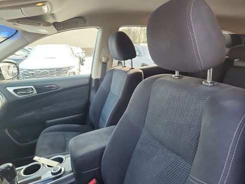 Used 2013 Nissan Pathfinder SV w/ Trailer Tow Pkg image 22