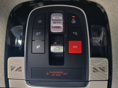 Used 2023 Hyundai Palisade Limited w/ Cargo Package image 14