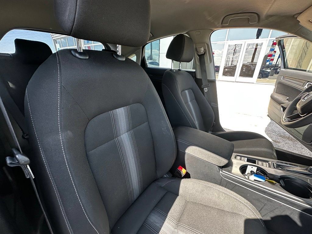 Used 2023 Honda Civic LX image 28