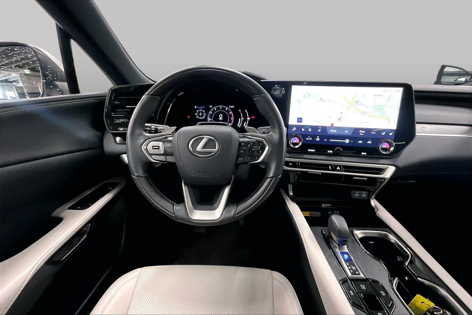 Used 2024 Lexus RX 350 Premium w/ Convenience Package FWD image 5