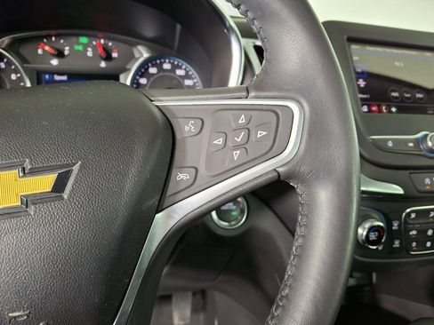 Used 2022 Chevrolet Equinox LT image 13