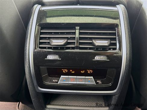 Certified 2024 BMW X7 xDrive40i w/ Premium Package image 27