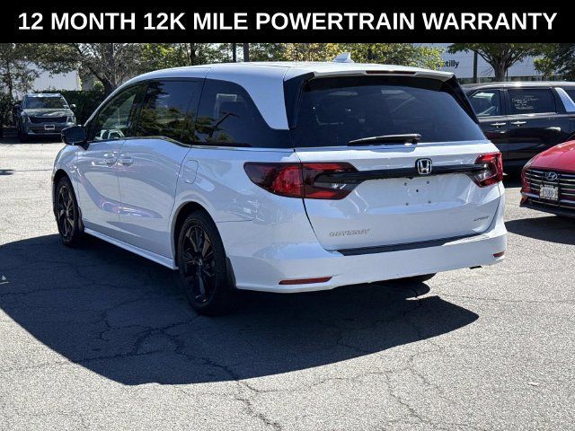Used 2023 Honda Odyssey Sport image 4