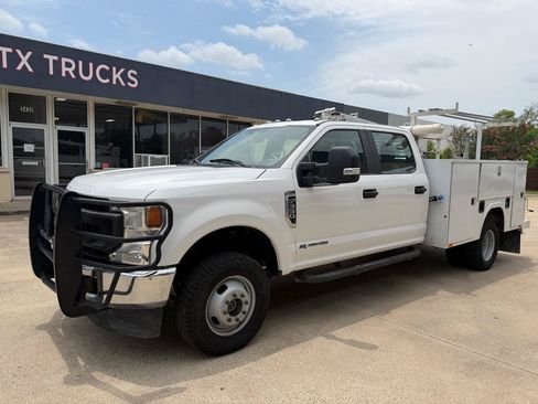 Used 2022 Ford F350 XL w/ Power Equipment Group AWD/4WD image 8