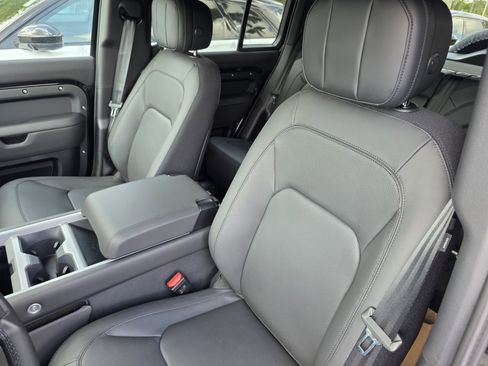 New 2026 Land Rover Defender 110 X AWD/4WD image 11