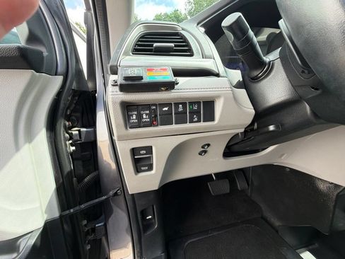 Used 2020 Honda Odyssey EX-L image 36