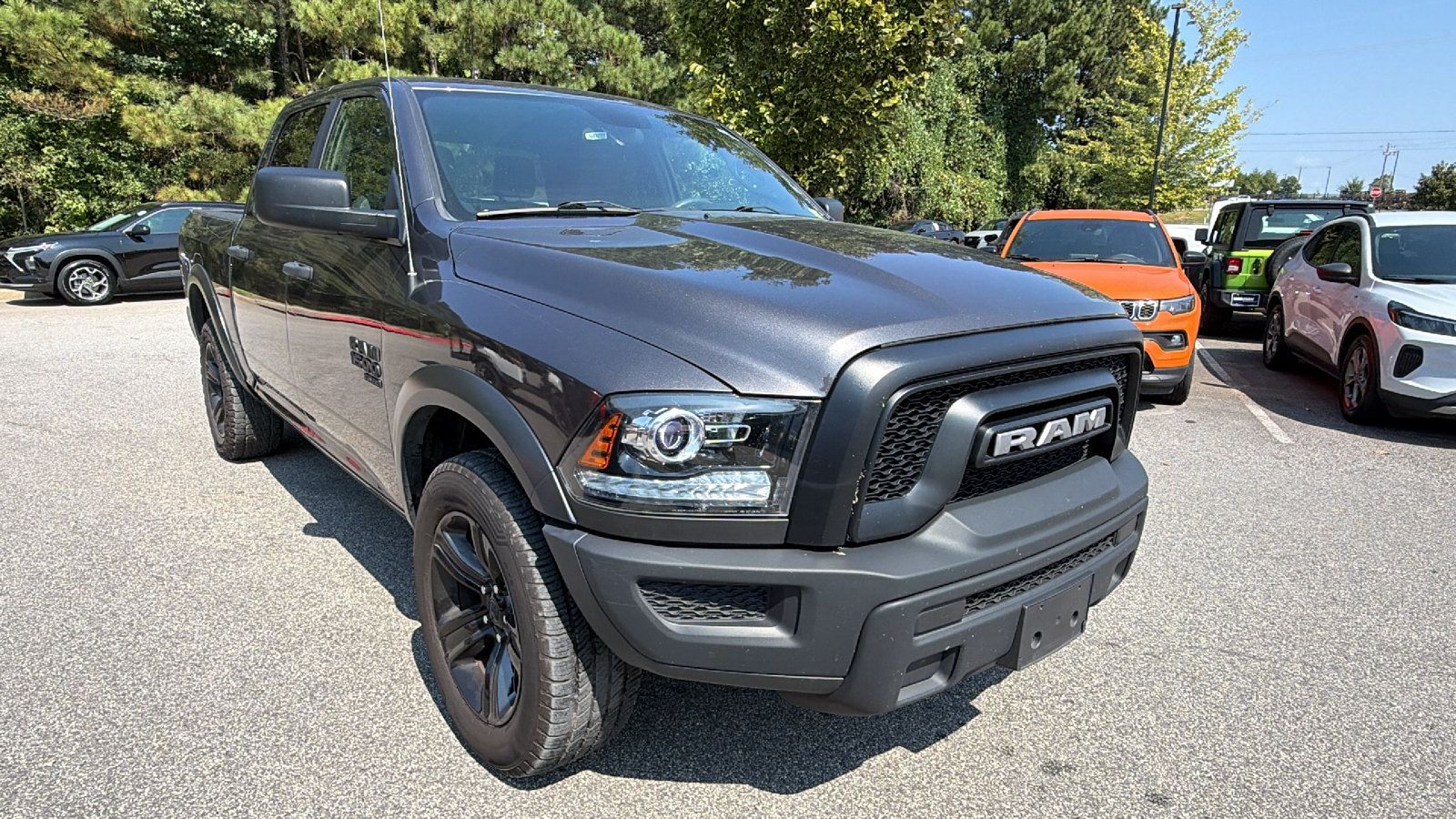Used 2024 RAM 1500 Warlock AWD/4WD image 5