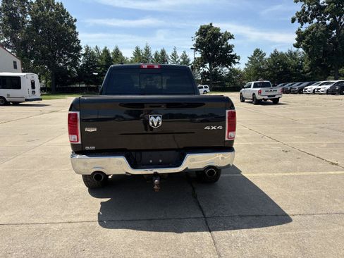 Used 2017 RAM 1500 Laramie AWD/4WD image 7