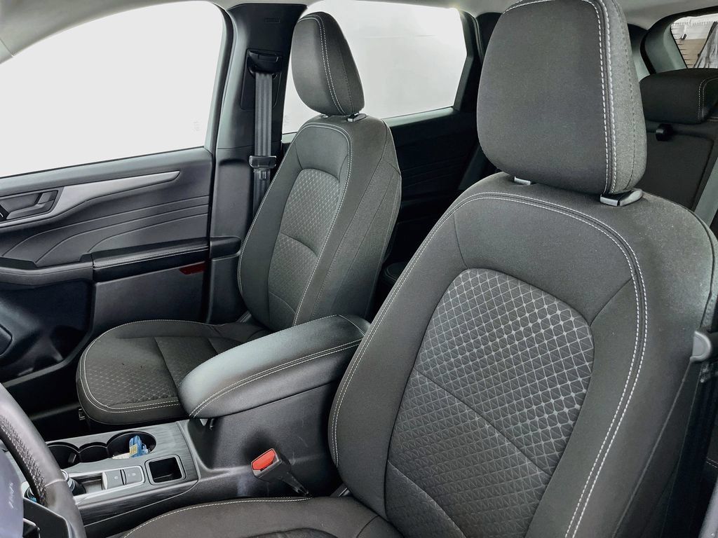 Used 2024 Ford Escape Active w/ Tech Pack #1 FWD image 29