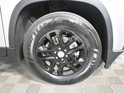 Used 2019 Chevrolet Traverse LT AWD/4WD image 11