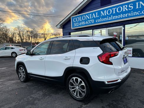 Used 2020 GMC Terrain SLT w/ Preferred Package image 7