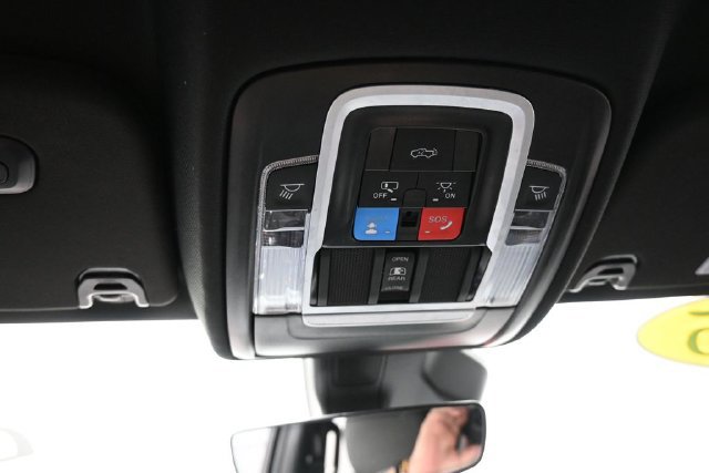 Used 2025 RAM 1500 Big Horn AWD/4WD image 12