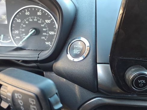 Used 2019 Ford EcoSport SE image 26