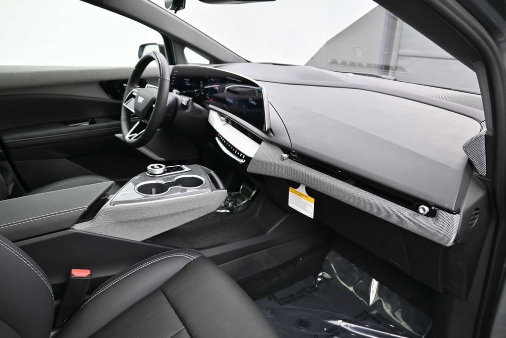 New 2027 Cadillac Optiq Premium Sport w/ LPO, Floor Liner Package AWD/4WD image 40