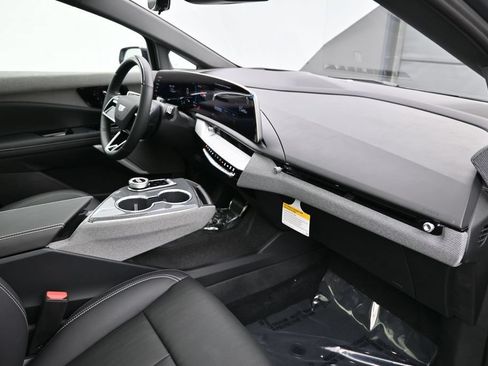New 2027 Cadillac Optiq Premium Sport w/ LPO, Floor Liner Package AWD/4WD image 40