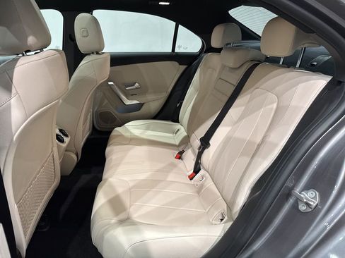 Used 2022 Mercedes-Benz A 220 4MATIC image 37