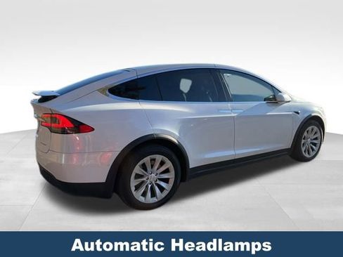 Used 2021 Tesla Model X Long Range image 6