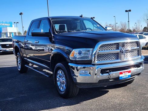 Used 2018 RAM 2500 Laramie image 4