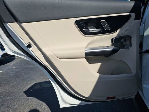 New 2026 Mercedes-Benz GLC 300 4MATIC image 25