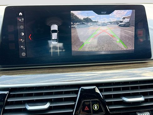 Used 2018 BMW 540i image 34