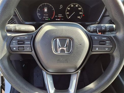 Used 2023 Honda CR-V EX image 9