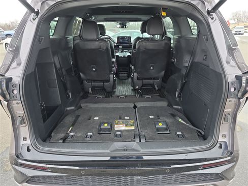 Used 2021 Toyota Sienna XSE w/ XSE Plus Package image 14