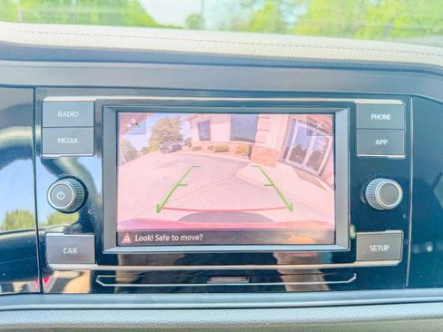 Used 2019 Volkswagen Jetta S w/ Driver Assistance Package image 10