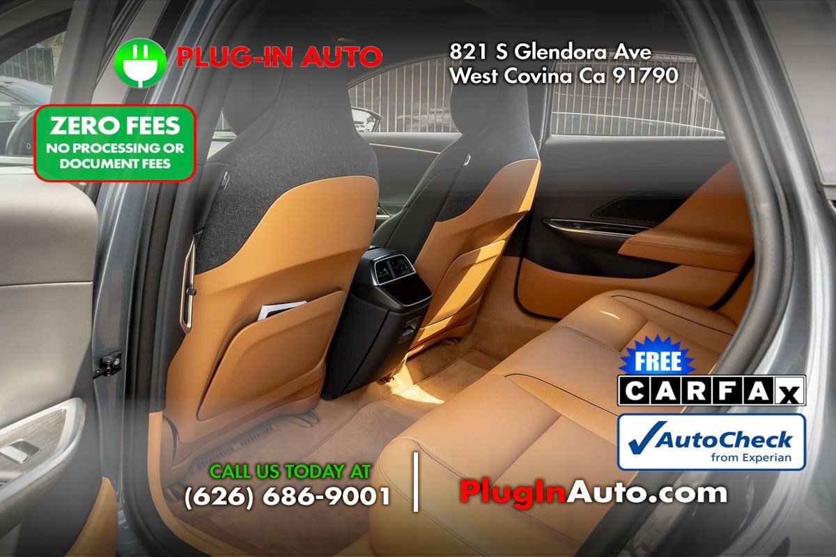 Used 2024 Lucid Air Touring AWD/4WD image 8