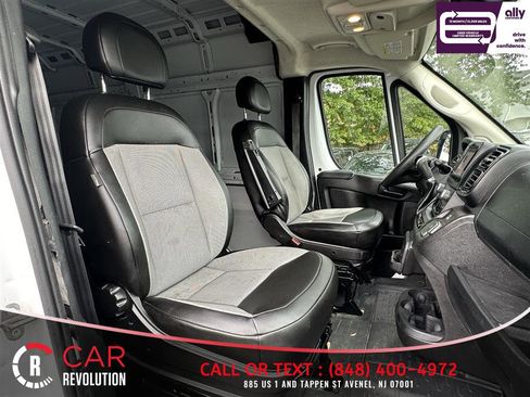 Used 2023 RAM ProMaster 2500 w/ Convenience Group FWD image 33