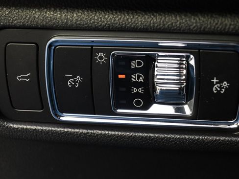 New 2026 Lincoln Corsair Premiere image 24