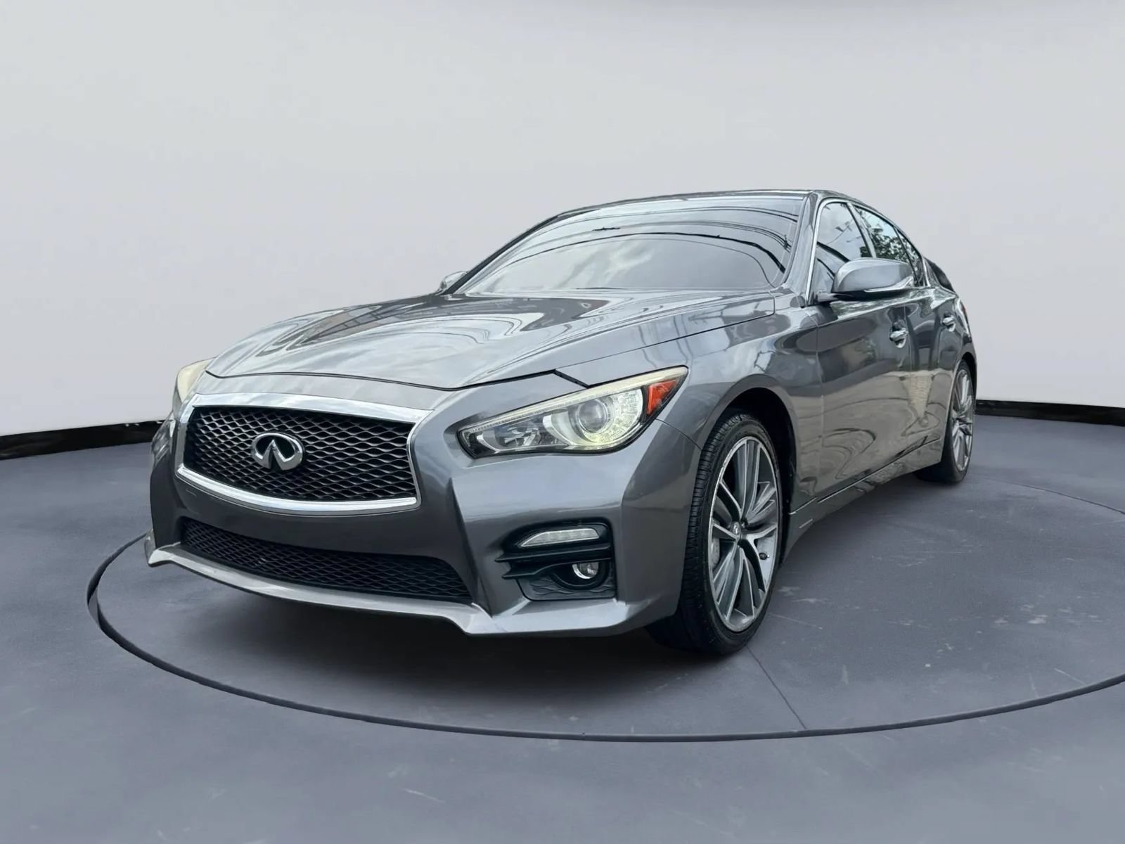 Used 2015 INFINITI Q50 AWD image 1