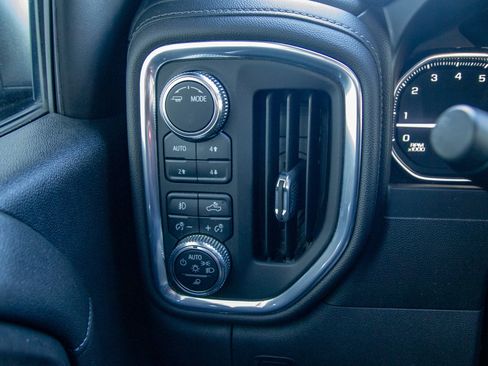 Used 2021 GMC Sierra 1500 SLT w/ SLT Premium Package image 23