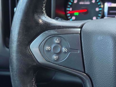 Used 2018 Chevrolet Silverado 1500 LT w/ All Star Edition image 21