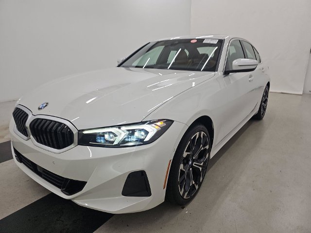 Used 2025 BMW 330i xDrive Sedan AWD/4WD image 2